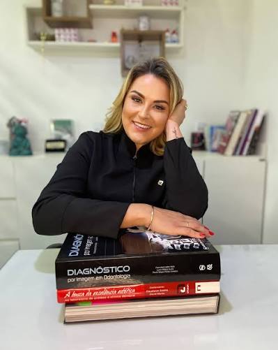 Dentista da Clínica Calcagno