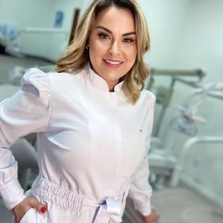 Profissional da Clínica Calcagno
